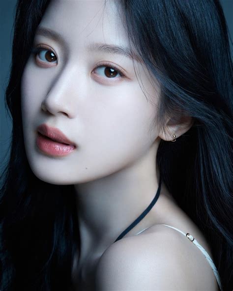 moon ga young